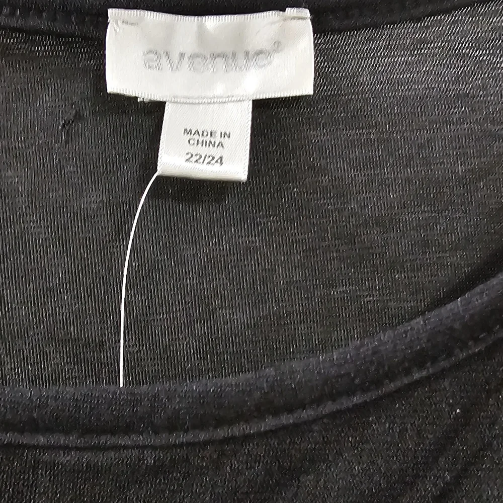 Avenue embroidered blouse black size 22 24 - Picture 3 of 4